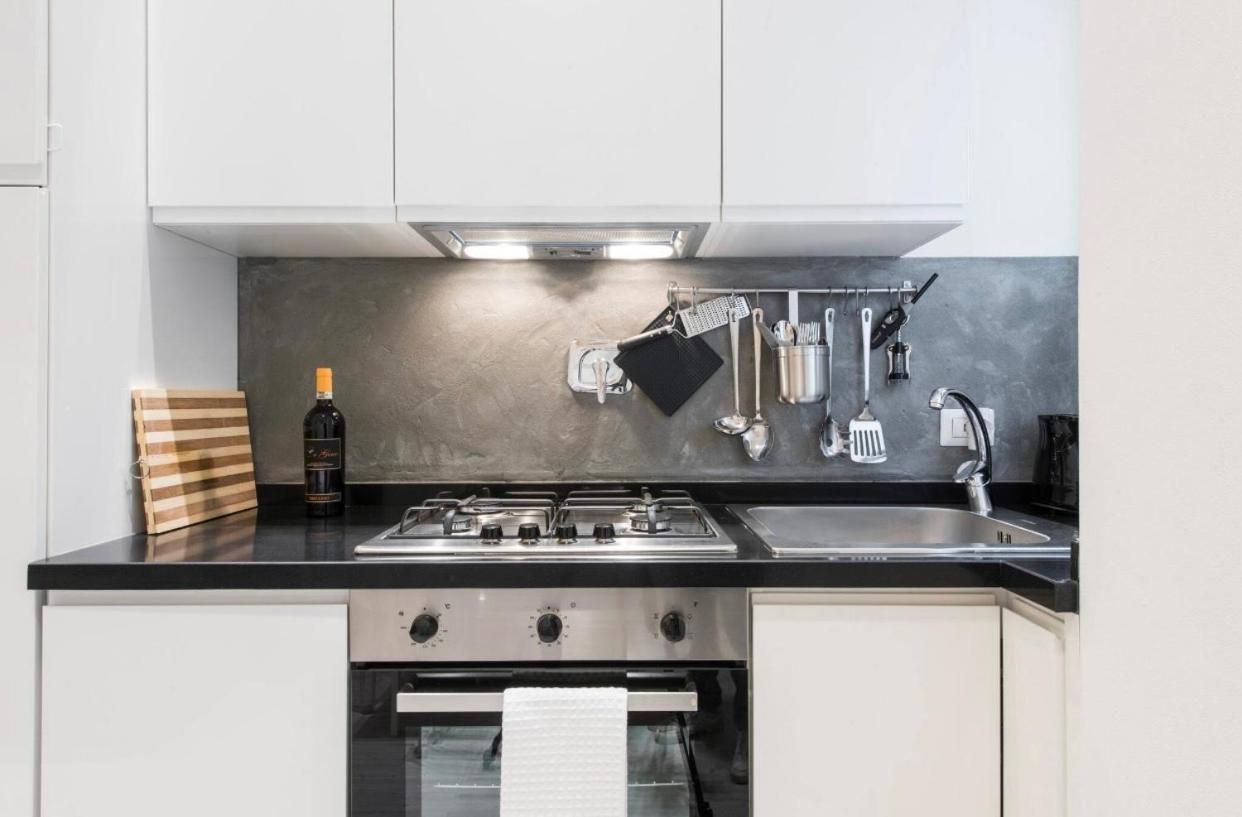 Modern Apartment In Флоренция Екстериор снимка